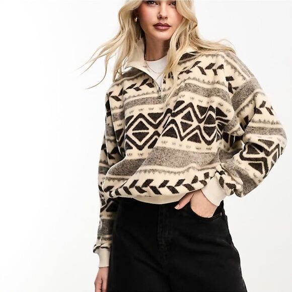 Polo Ralph Lauren Geo-Motif Fleece Pullover - Picture 1 of 7